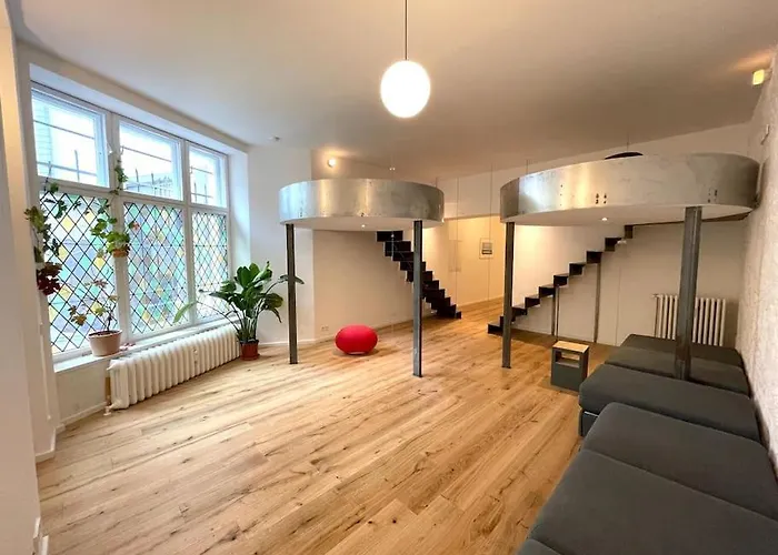 Spacious Apartment In Kreuzberg